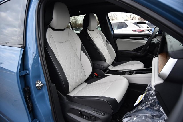 Volkswagen Tiguan Vehicle Image 19