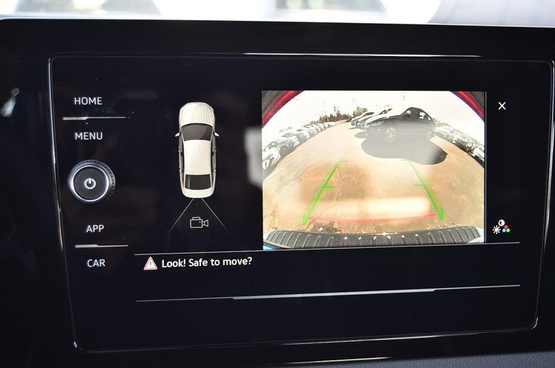 Volkswagen Jetta Vehicle Image 13