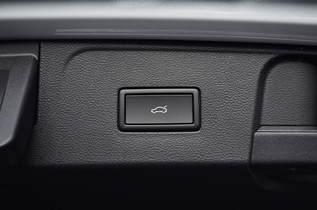 Volkswagen Atlas Vehicle Image 27