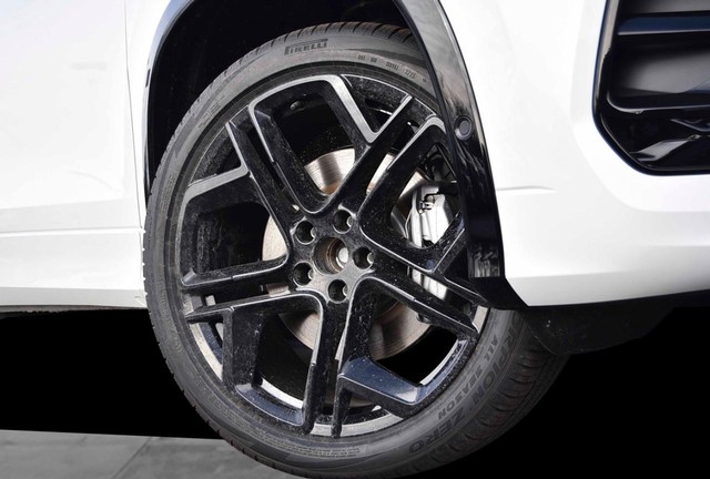 Volkswagen Tiguan Vehicle Image 03