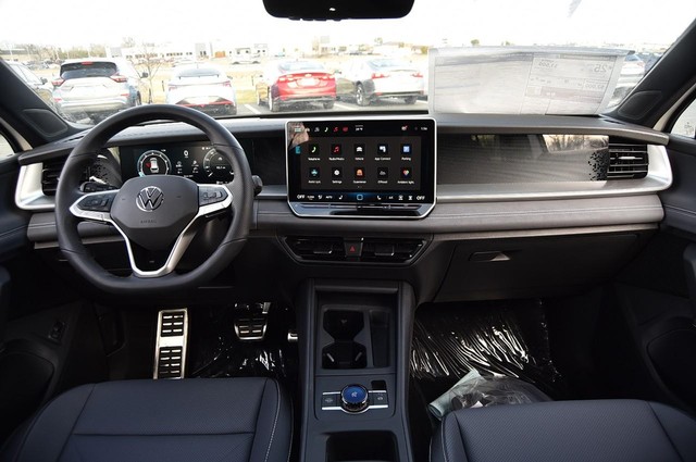 Volkswagen Tiguan Vehicle Image 07