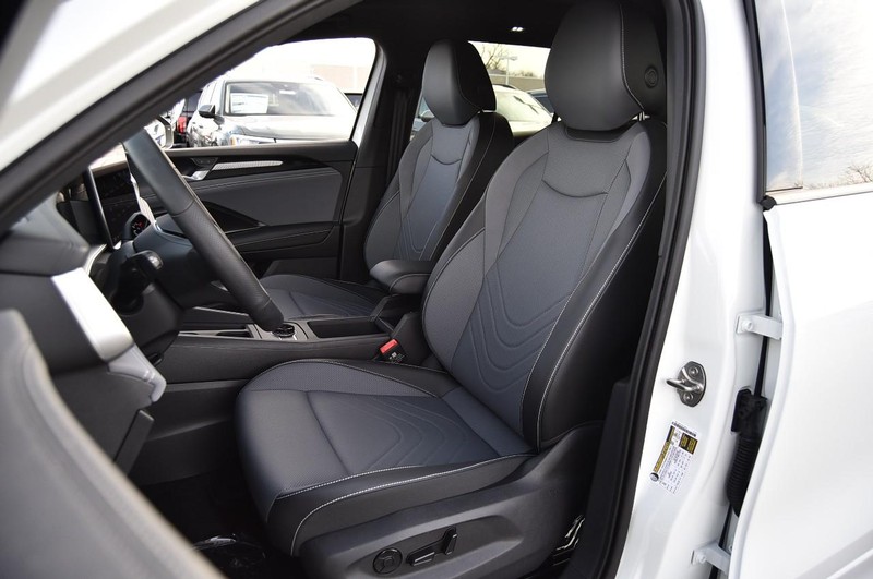 Volkswagen Tiguan Vehicle Image 19