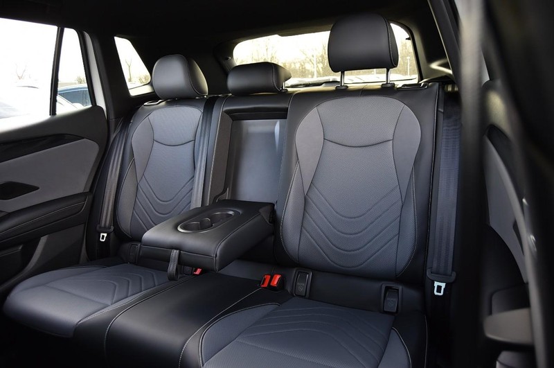 Volkswagen Tiguan Vehicle Image 22