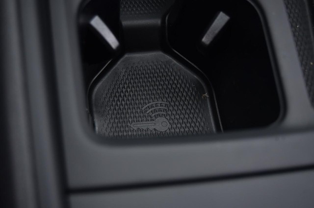 Volkswagen Tiguan Vehicle Image 16