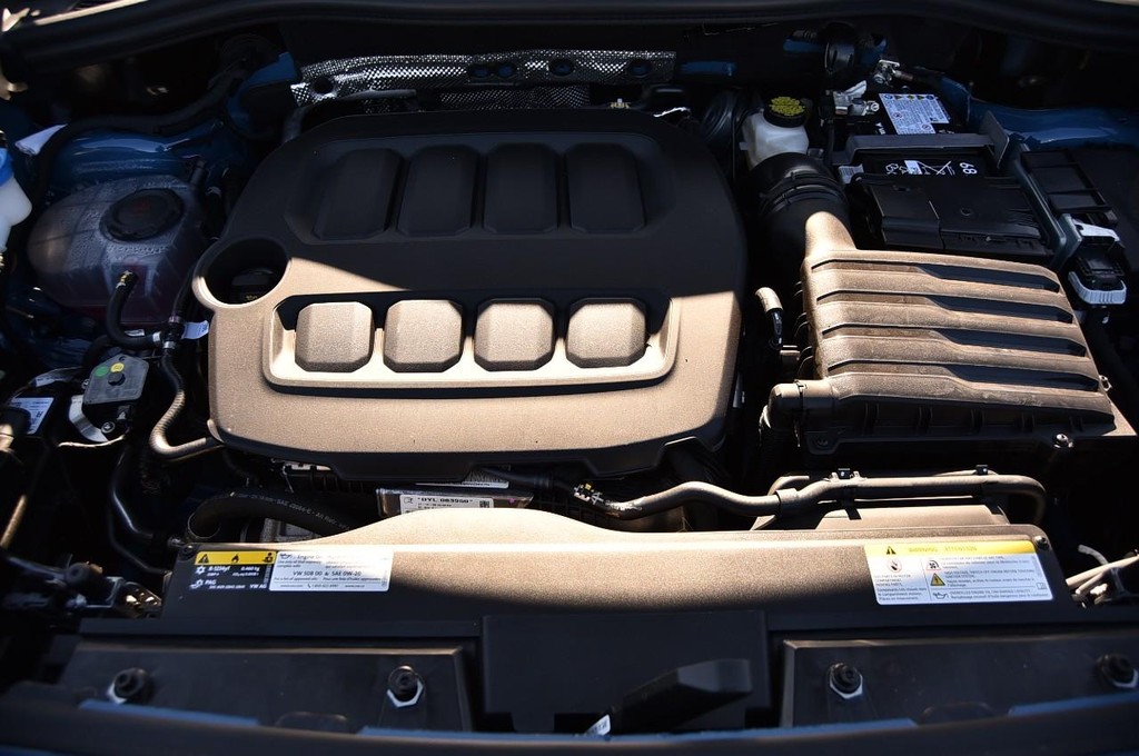 Volkswagen Tiguan Vehicle Full-screen Gallery Image 27