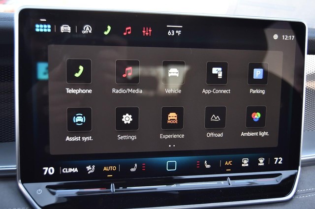 Volkswagen Tiguan Vehicle Image 15