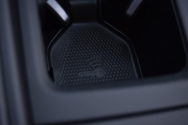 Volkswagen Tiguan Vehicle Image 17