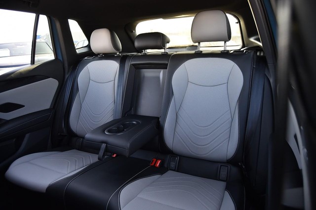 Volkswagen Tiguan Vehicle Image 22