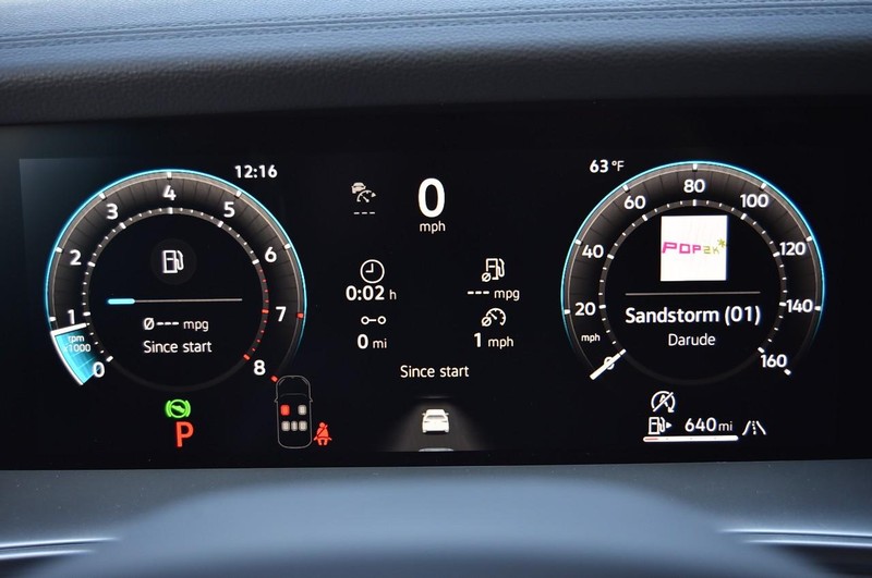 Volkswagen Tiguan Vehicle Image 12