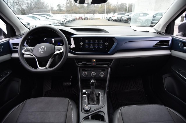 Volkswagen Taos Vehicle Image 07