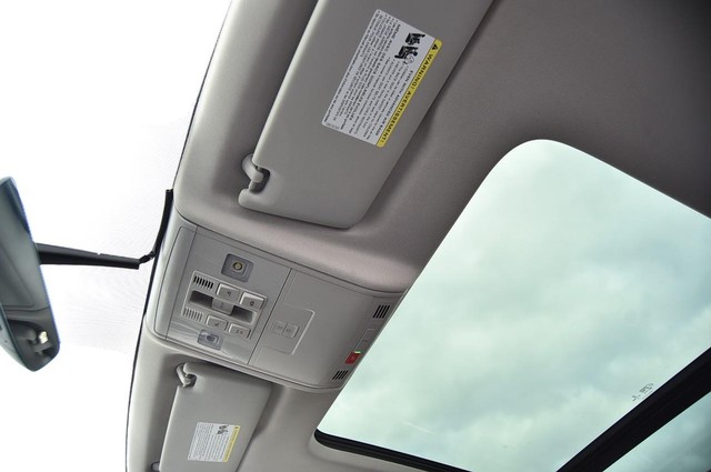 Volkswagen Taos Vehicle Image 21