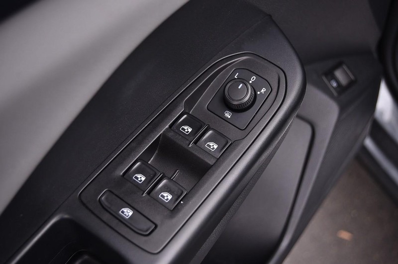 Volkswagen Taos Vehicle Image 08