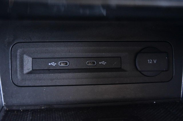 Volkswagen Atlas Vehicle Image 16