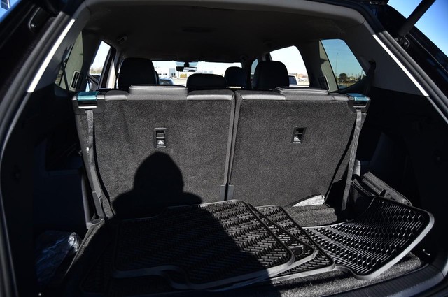 Volkswagen Atlas Vehicle Image 25