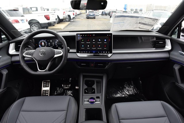 Volkswagen Tiguan Vehicle Image 07