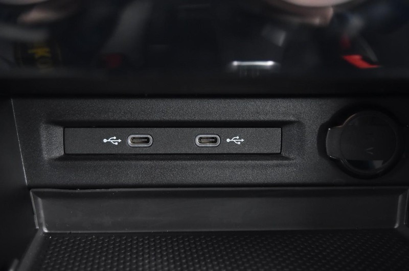 Volkswagen Taos Vehicle Image 15