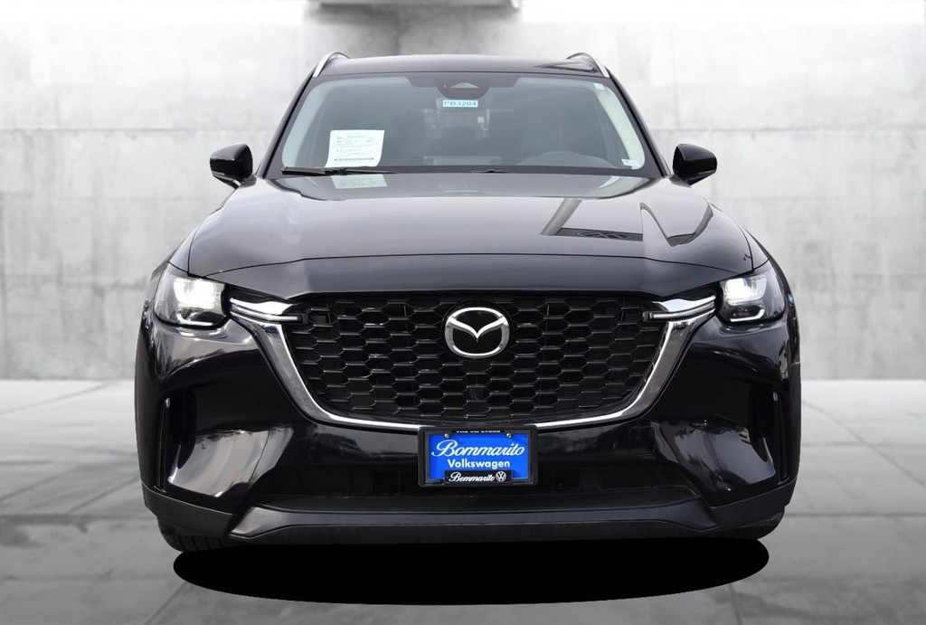Mazda CX-90 Vehicle Full-screen Gallery Image 4