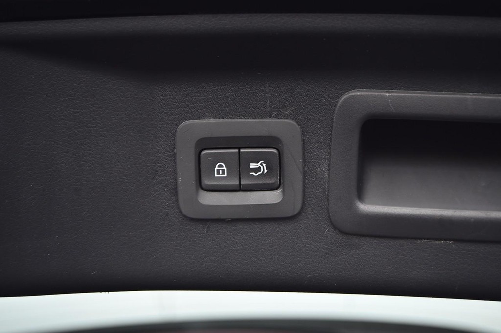 Mazda CX-90 Vehicle Full-screen Gallery Image 26