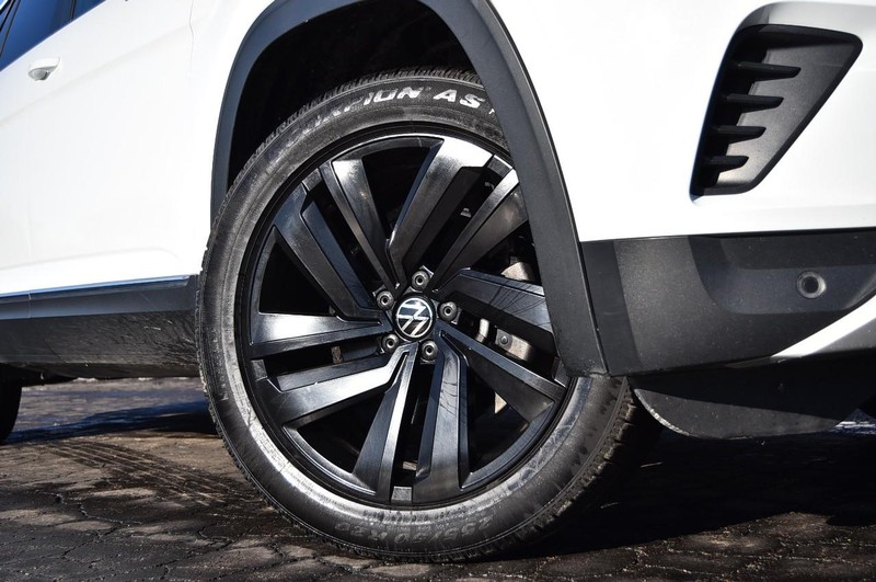 Volkswagen Atlas Vehicle Image 03