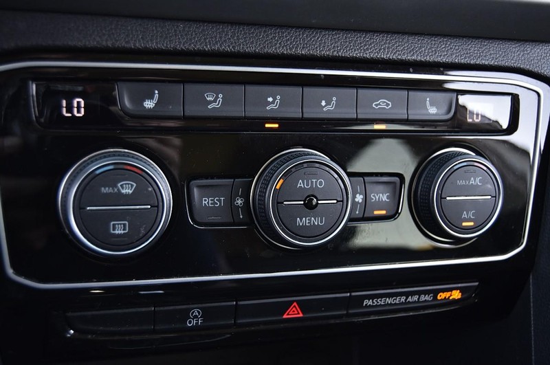 Volkswagen Atlas Vehicle Image 15