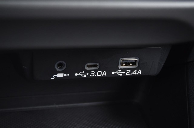 Subaru Crosstrek Vehicle Image 15