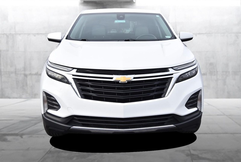 Chevrolet Equinox Vehicle Full-screen Gallery Image 04