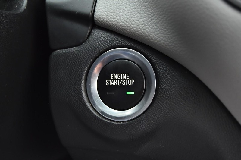 Chevrolet Equinox Vehicle Full-screen Gallery Image 15