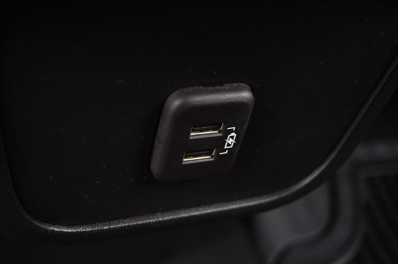 Chevrolet Equinox Vehicle Full-screen Gallery Image 21