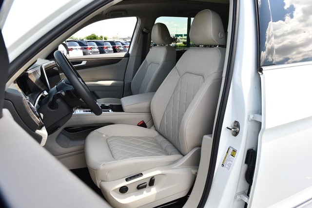Volkswagen Atlas Vehicle Image 19