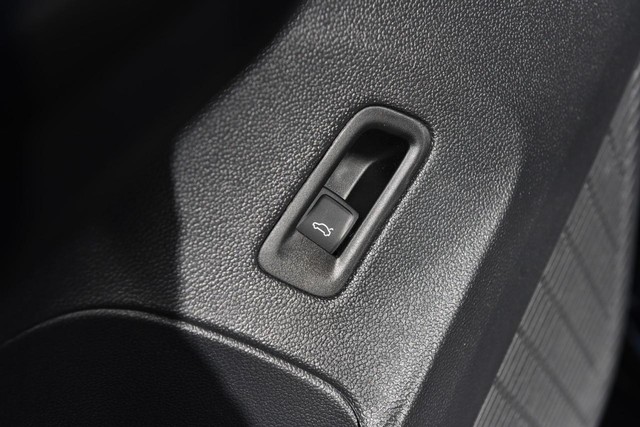 Volkswagen Atlas Vehicle Image 09