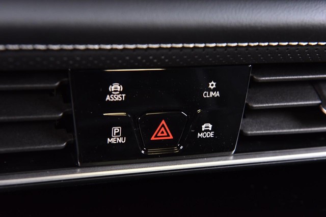 Volkswagen Atlas Vehicle Image 15