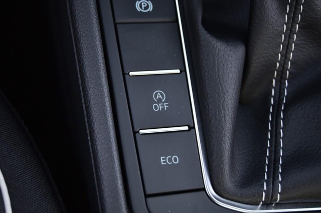 Volkswagen Jetta Vehicle Image 17