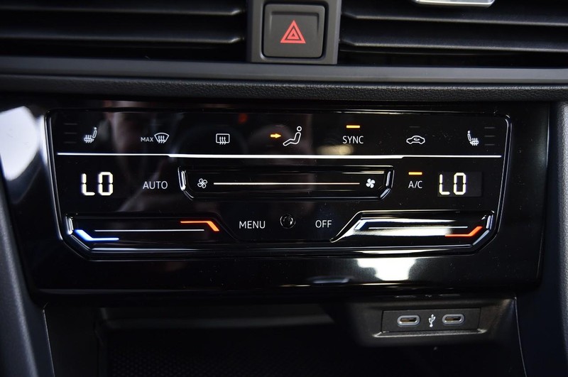 Volkswagen Jetta Vehicle Image 15