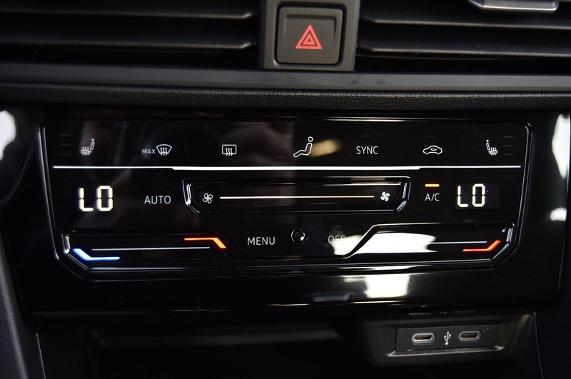 Volkswagen Jetta Vehicle Image 15