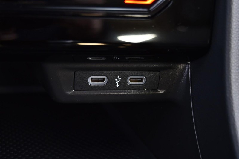 Volkswagen Jetta Vehicle Image 16