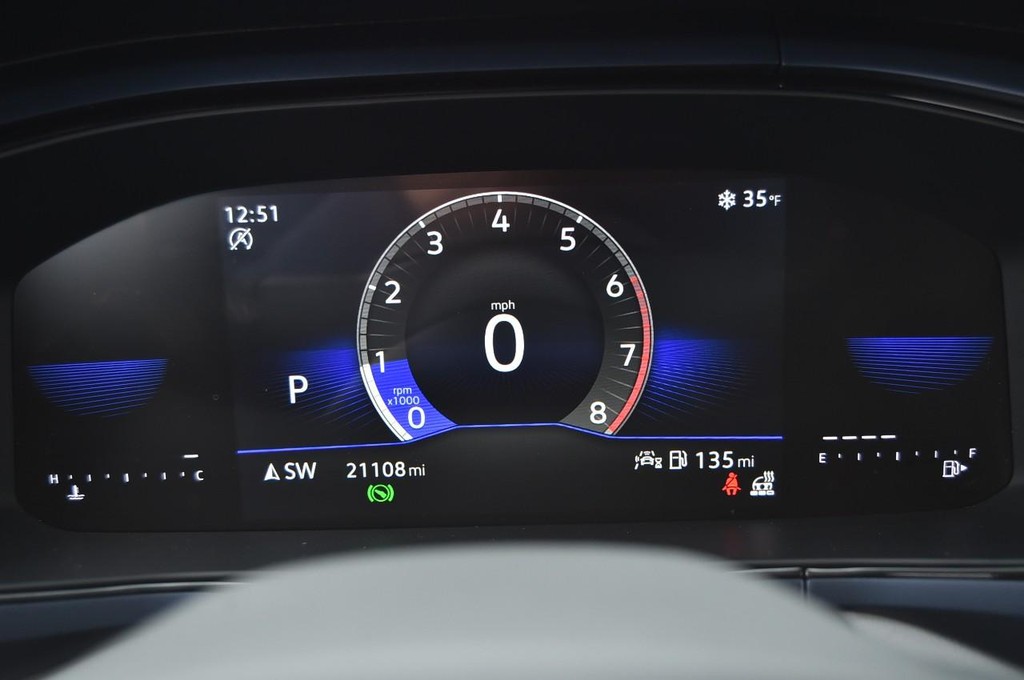 Volkswagen Taos Vehicle Full-screen Gallery Image 11