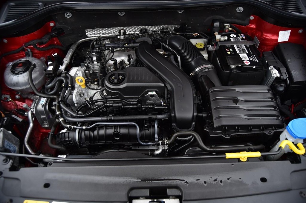 Volkswagen Taos Vehicle Full-screen Gallery Image 27