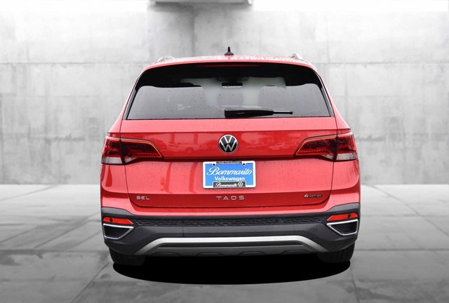 Volkswagen Taos Vehicle Image 06