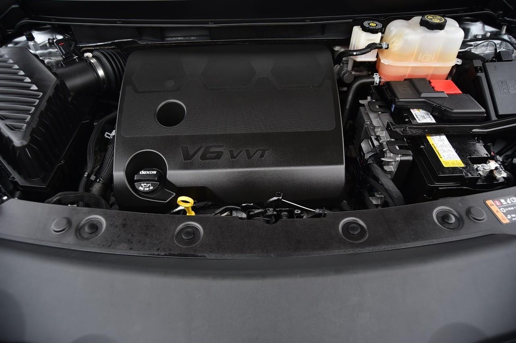 Buick Enclave Vehicle Full-screen Gallery Image 30