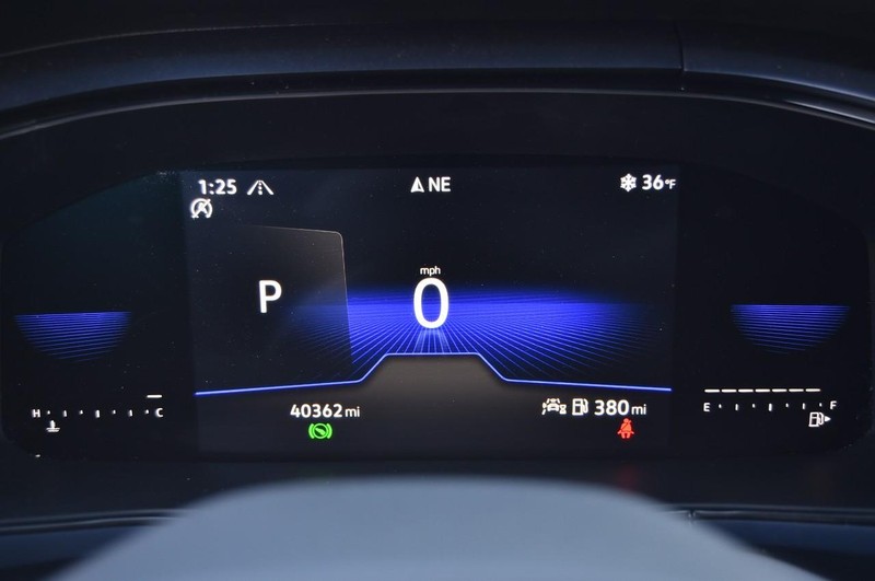 Volkswagen Taos Vehicle Image 11