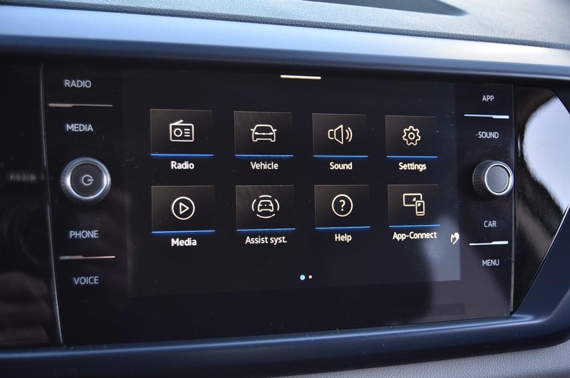 Volkswagen Taos Vehicle Image 13