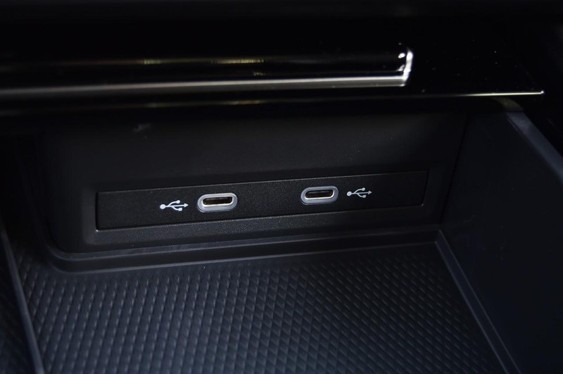 Volkswagen Atlas Vehicle Image 16