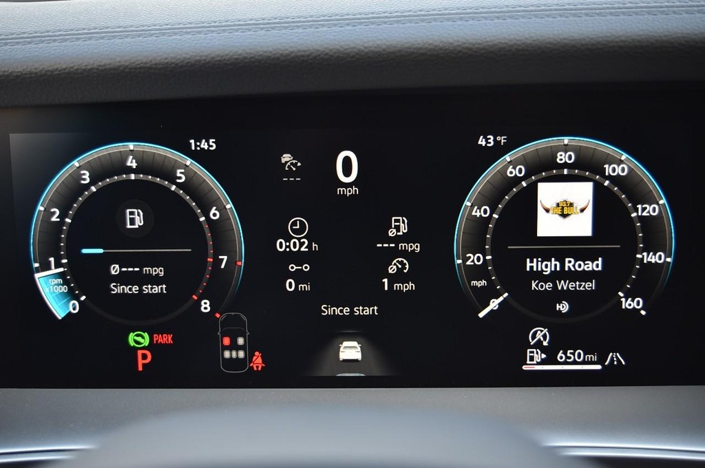 Volkswagen Tiguan Vehicle Full-screen Gallery Image 12