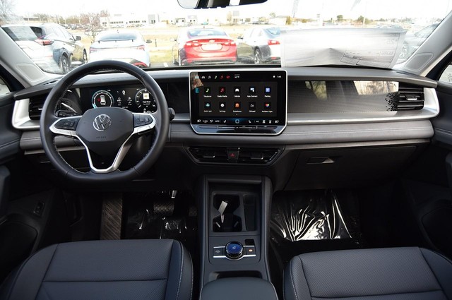 Volkswagen Tiguan Vehicle Image 07