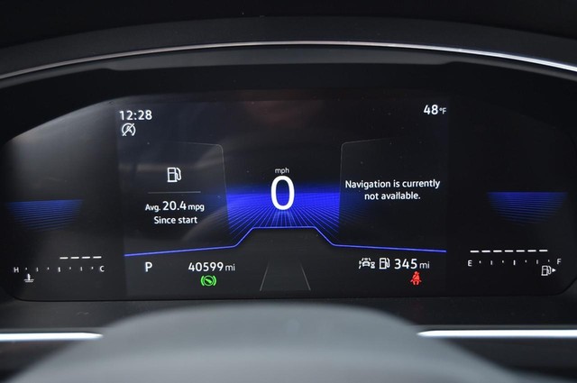 Volkswagen Tiguan Vehicle Image 12