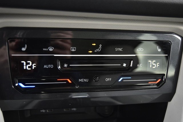 Volkswagen Tiguan Vehicle Image 15