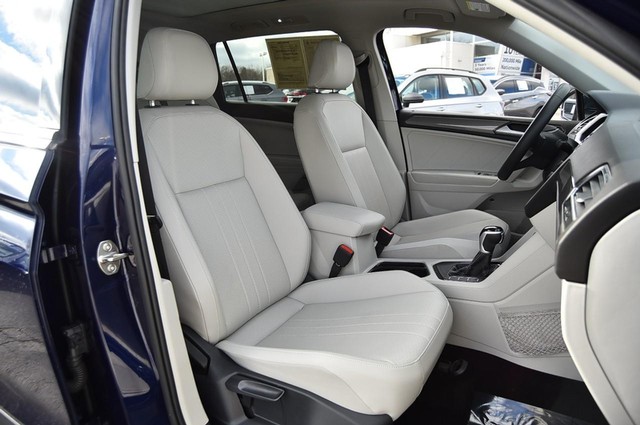Volkswagen Tiguan Vehicle Image 20