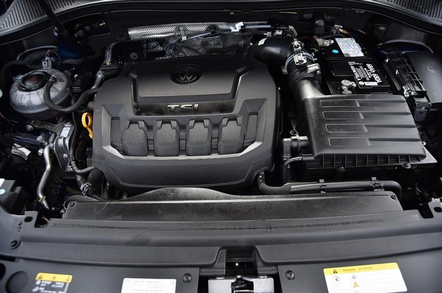 Volkswagen Tiguan Vehicle Image 28