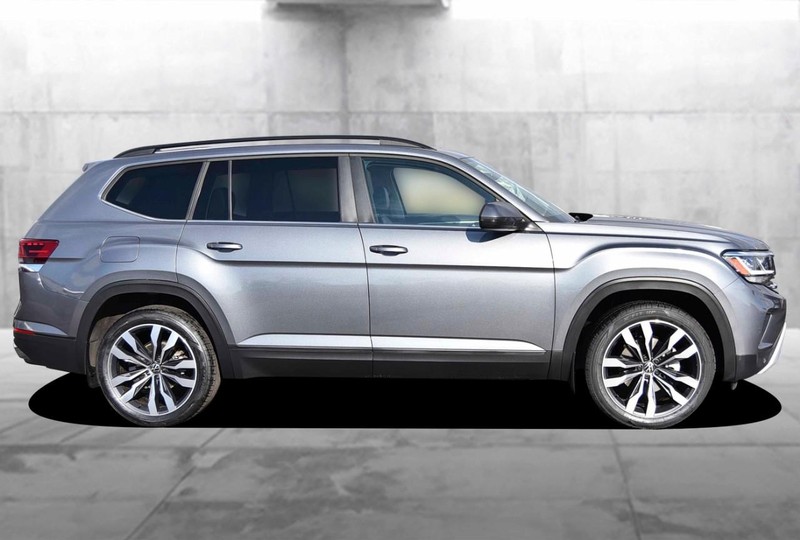 Volkswagen Atlas Vehicle Full-screen Gallery Image 5