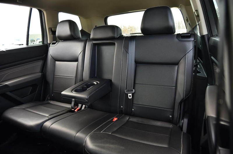 Volkswagen Atlas Vehicle Full-screen Gallery Image 20